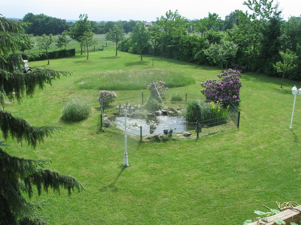 Landgasthof Gut Marienbildchen Roetgen Esterno foto